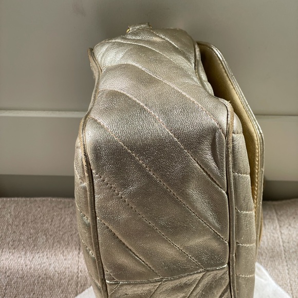 ❌sold❌ Authentic Vintage Chanel Mini Camera bag - Picture 5 of 13